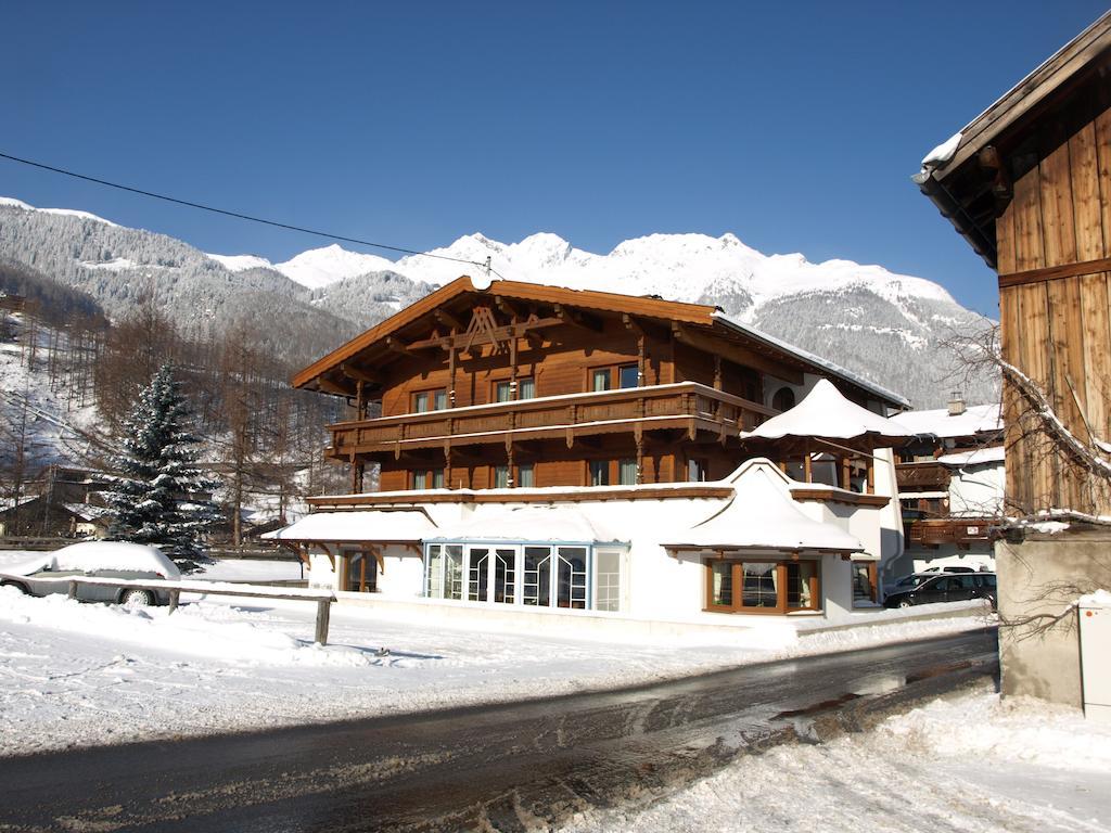 Haus Karin Hotel Solden Exterior photo